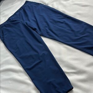 Chico’s Zenergy casual pants